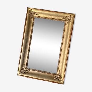 Molded golden mirror
