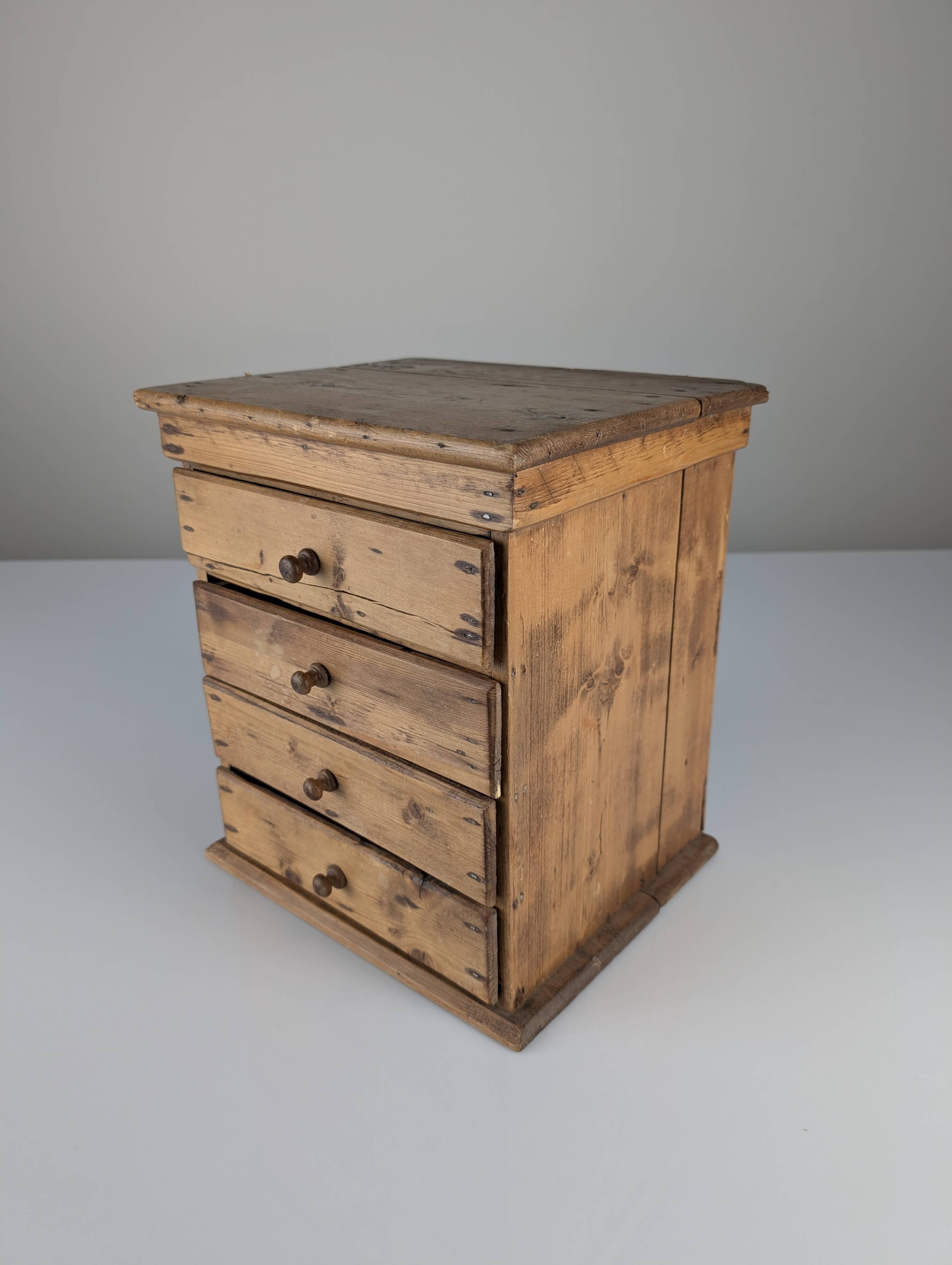 Rustic Primitive Natural Pine Small Apothecary Chest, 1940s