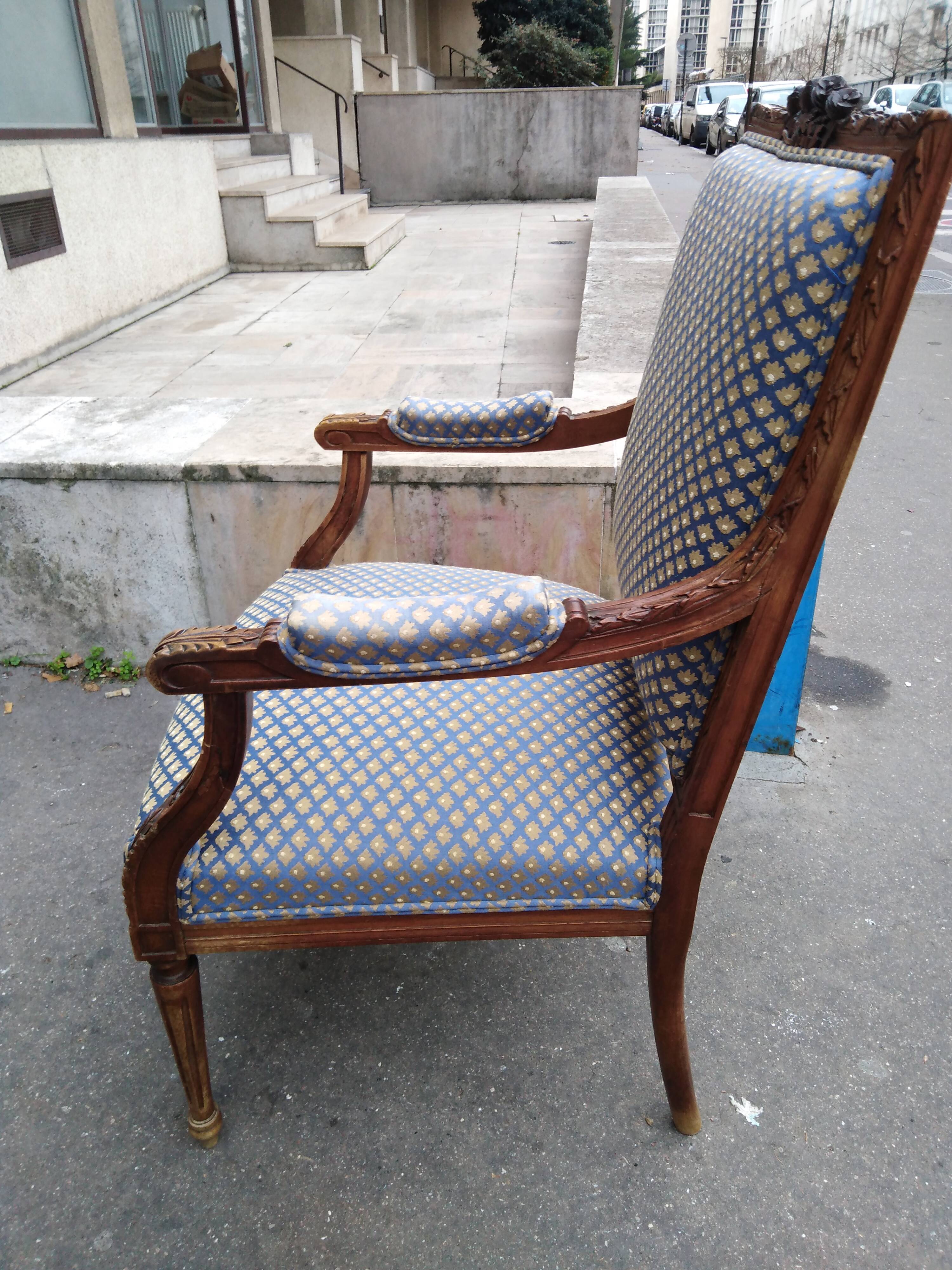 Louis XVI style chair, folder to the Queen