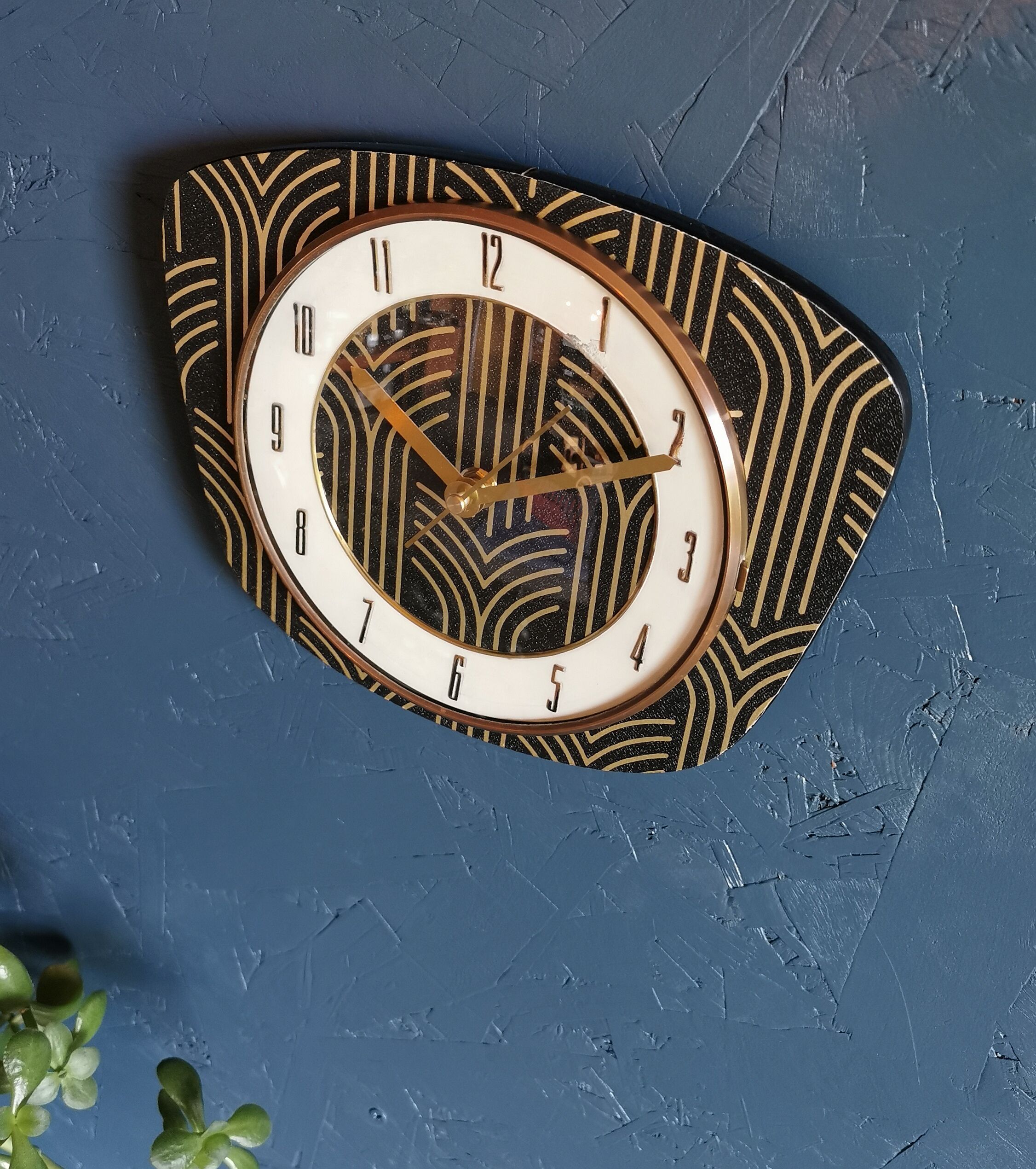 Vintage clock silent rectangular wall clock "Golden Black"