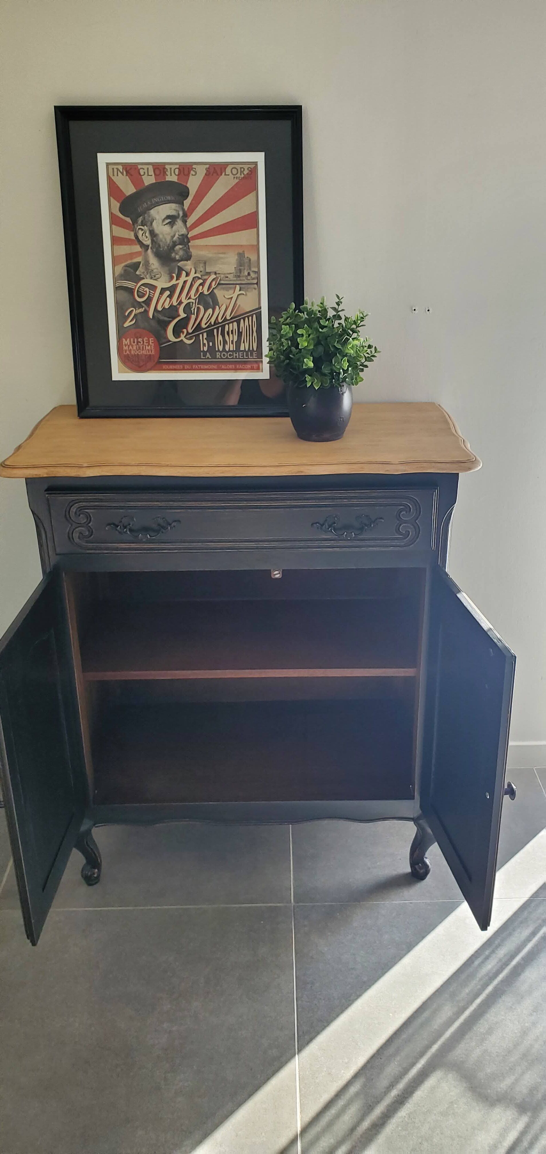 Old buffet of charm black patina and wood