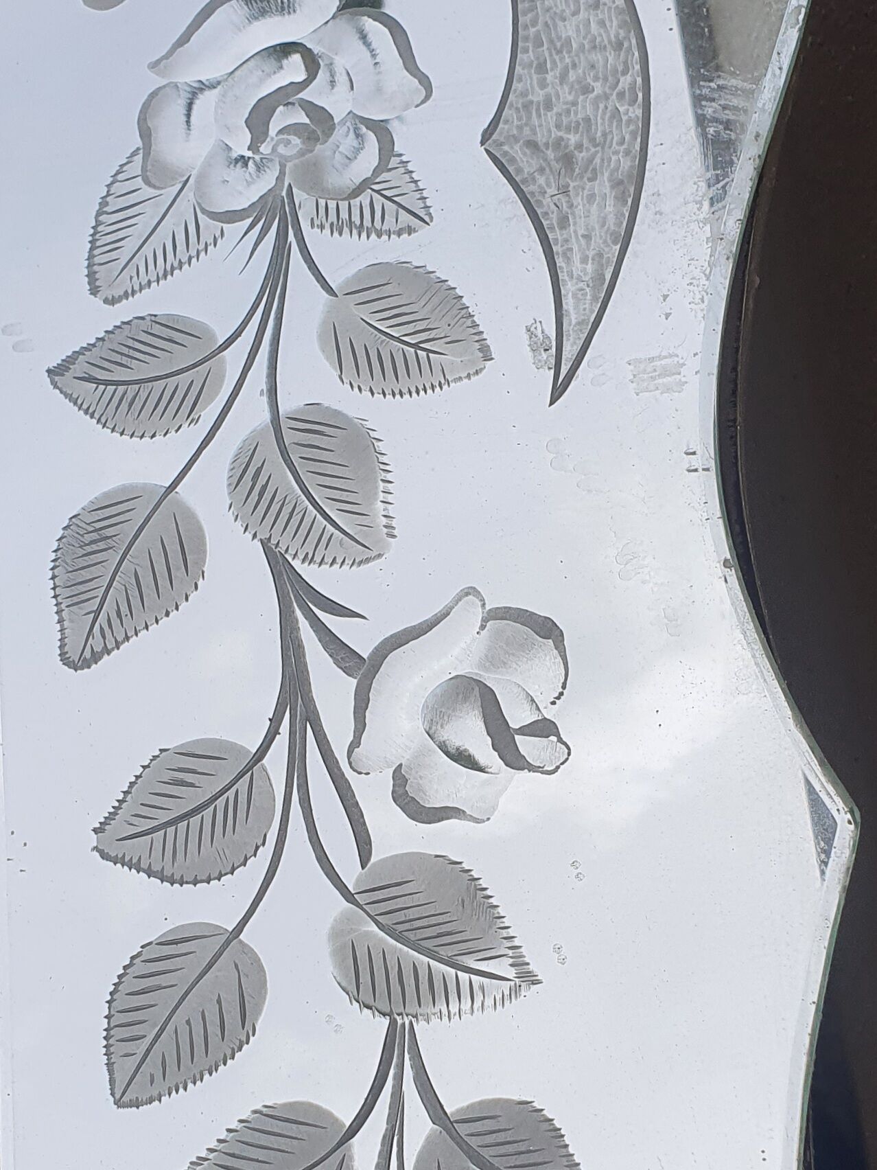 Venetian mirror or bistro mirror