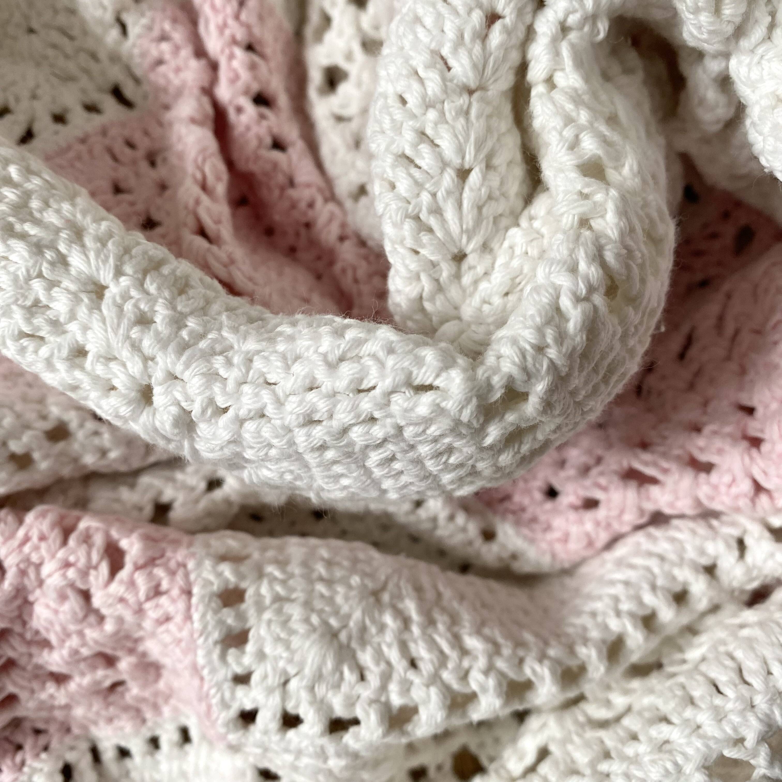 Pink and white crochet single bedspread 135X210 cm