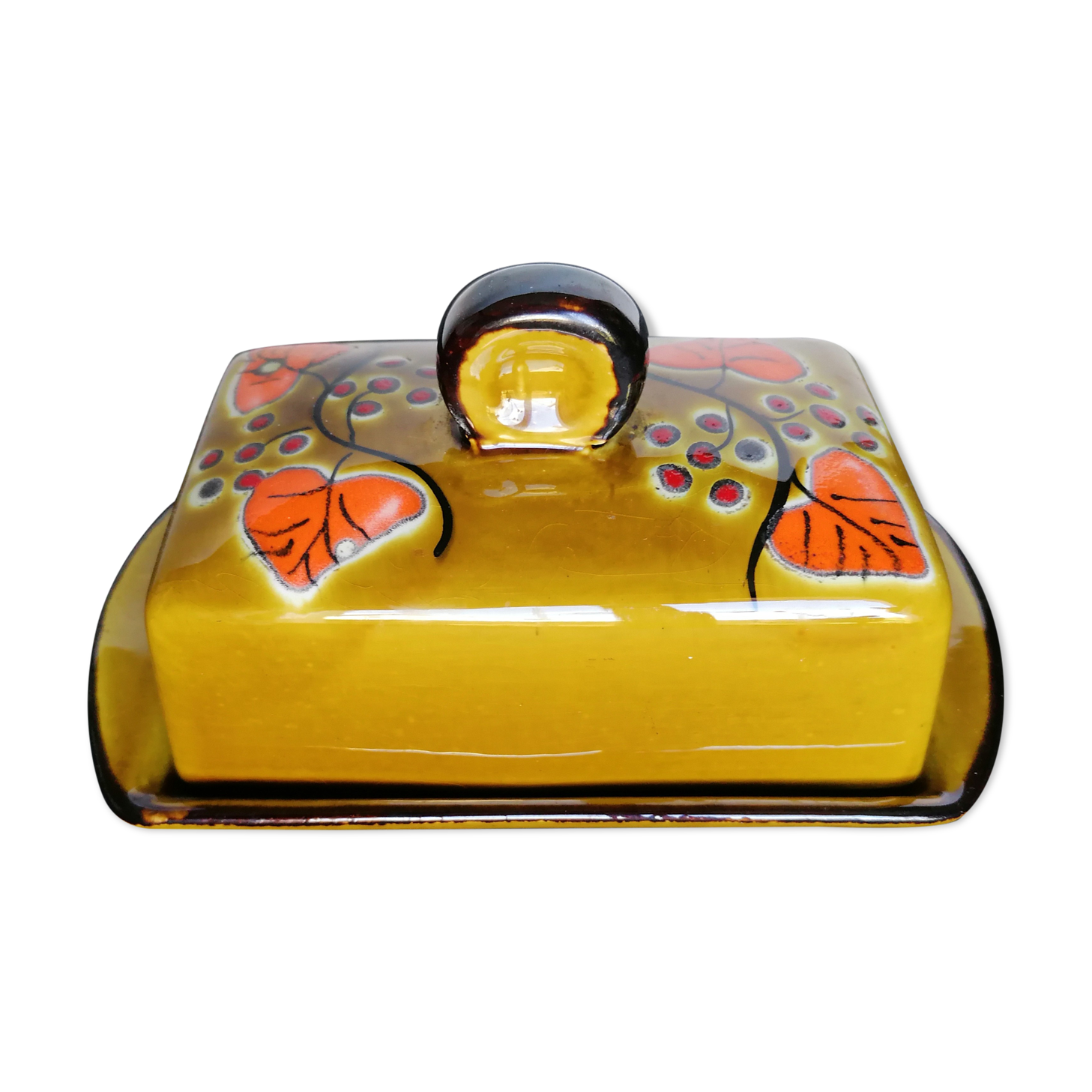 Butter maker in enamelled slurry