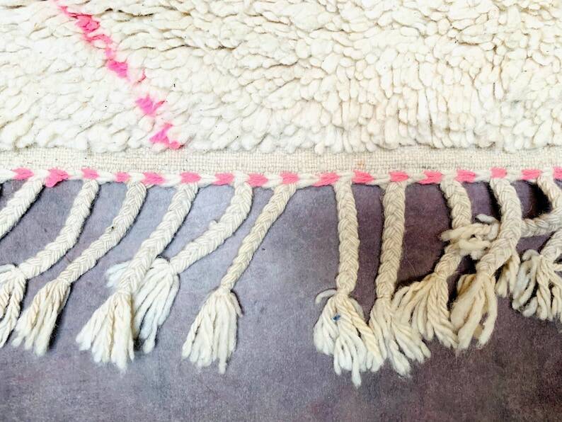 Handmade Tamazight rug size 200 x 300 cm
