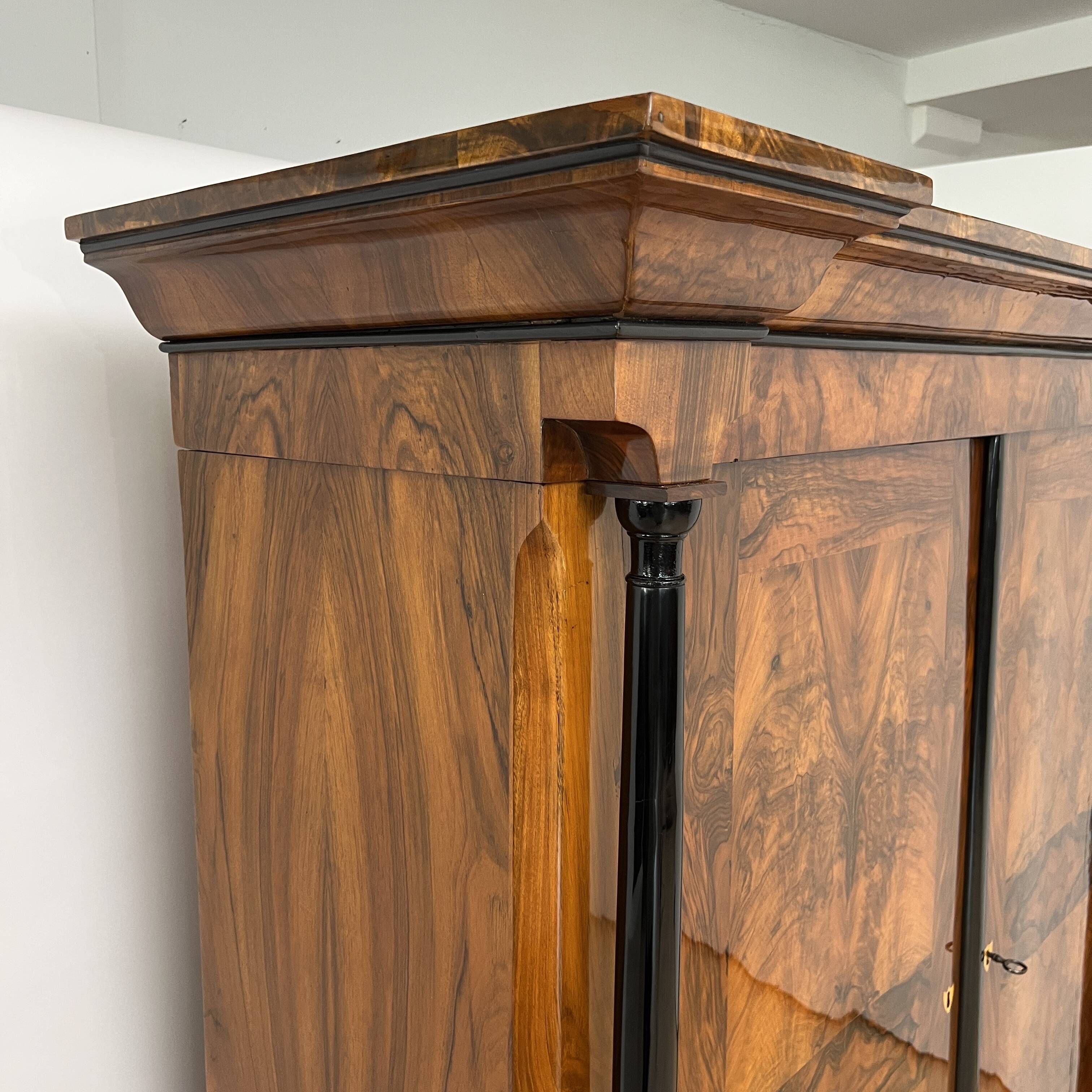 Biedermeier Wardrobe, Walnut Veneer, South Germany circa 1820