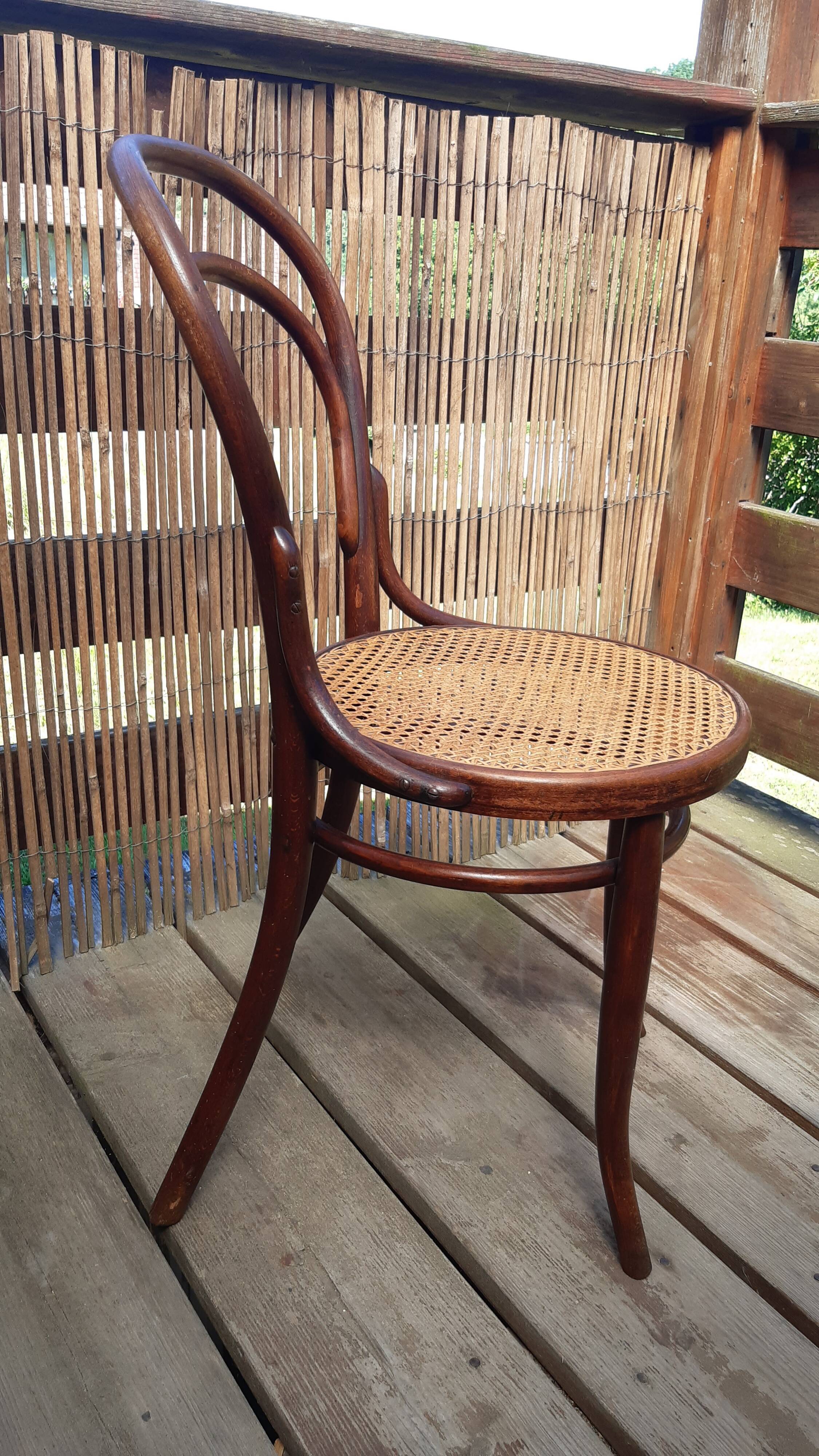 Bistro chairs Thonet n°18