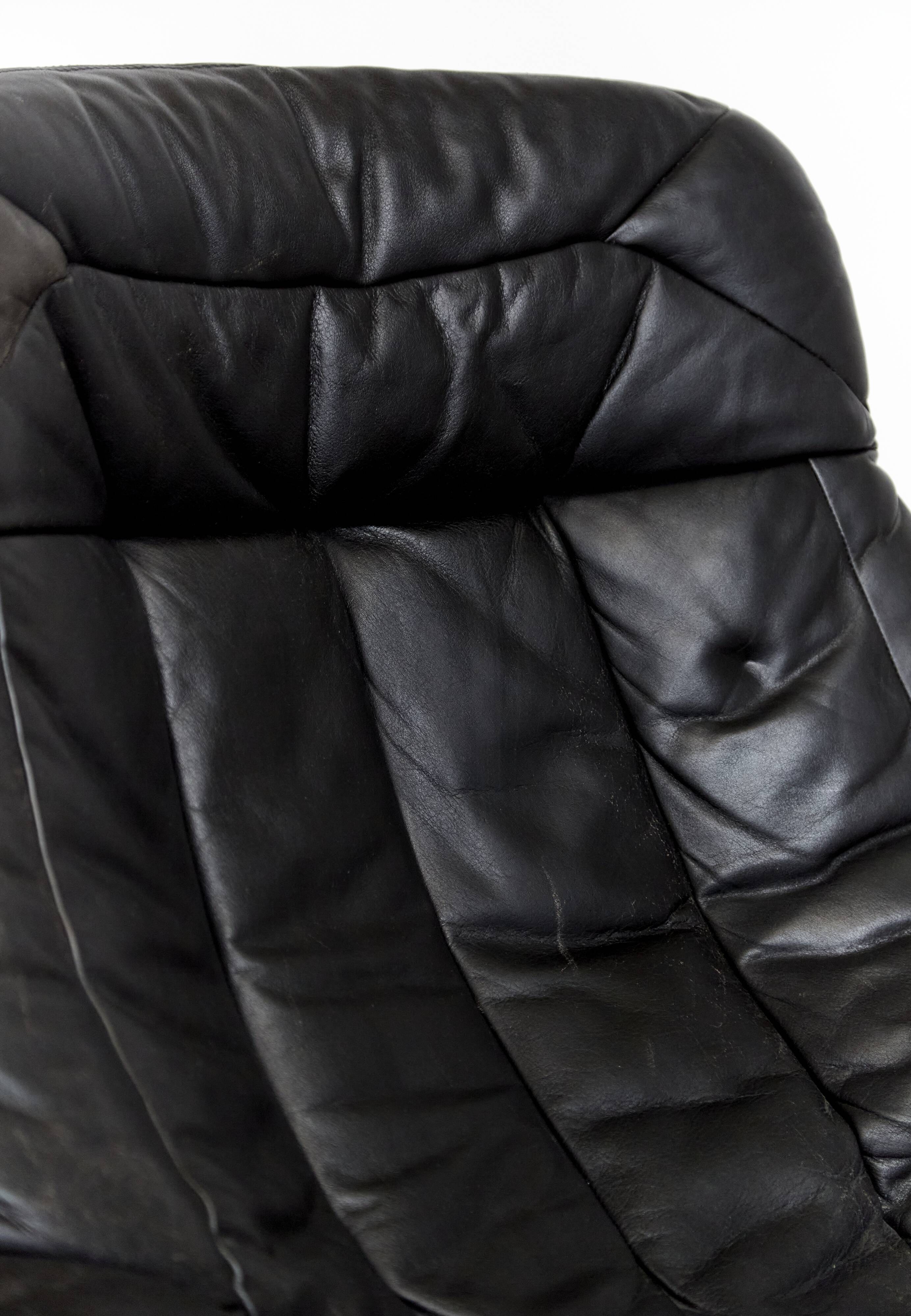 Swivel Lounge Chair by H.W. Klein for Bramin