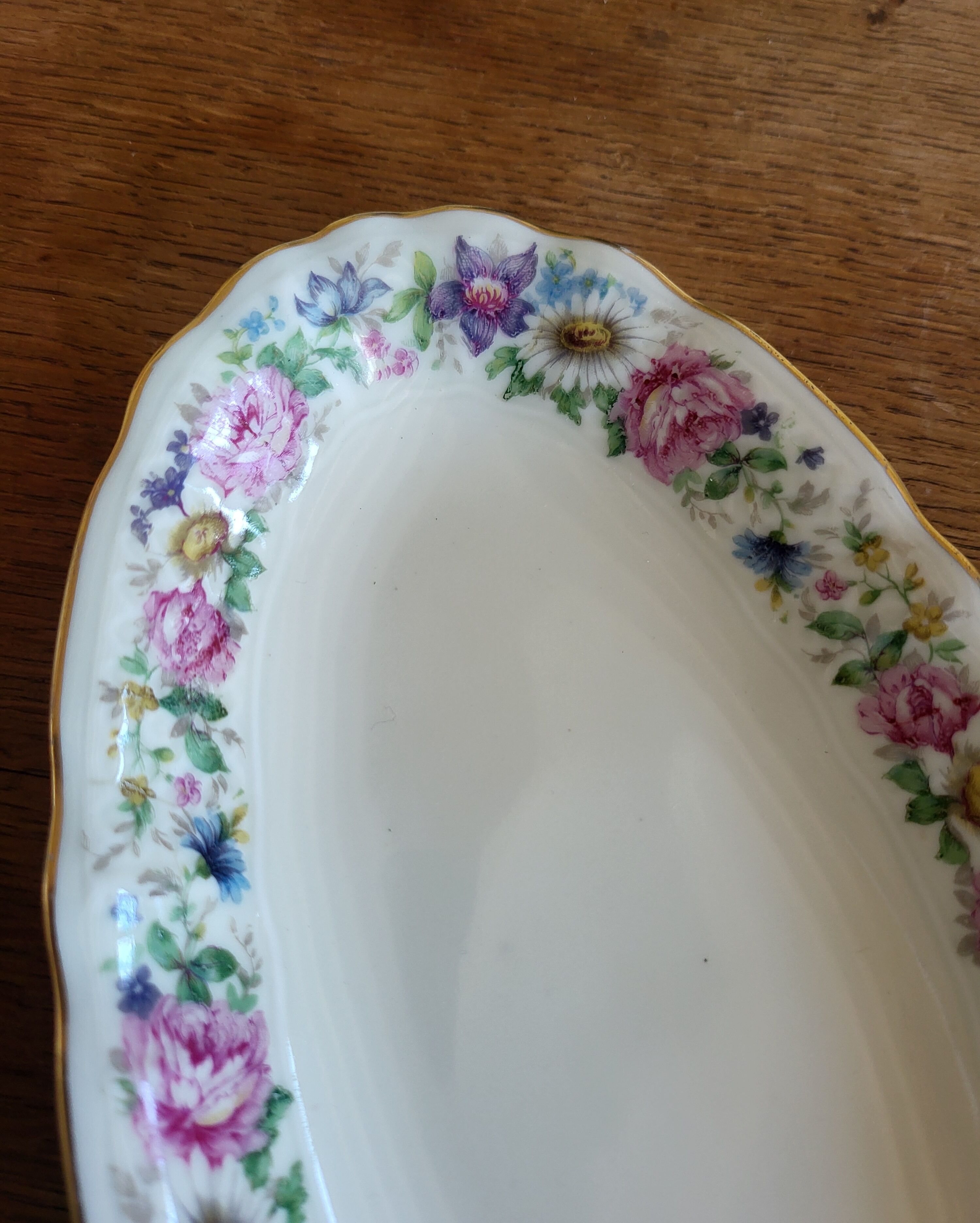 Limoges Bernardaud. Set of 2 porcelain dishes.