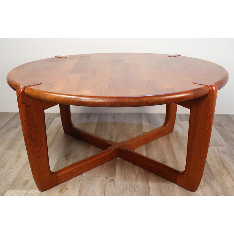 Scandinavian coffee table Denmark in teak 1960