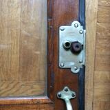 Paris subway door