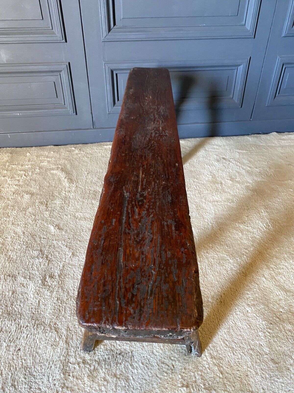 Xviith bench in chene patina of origin