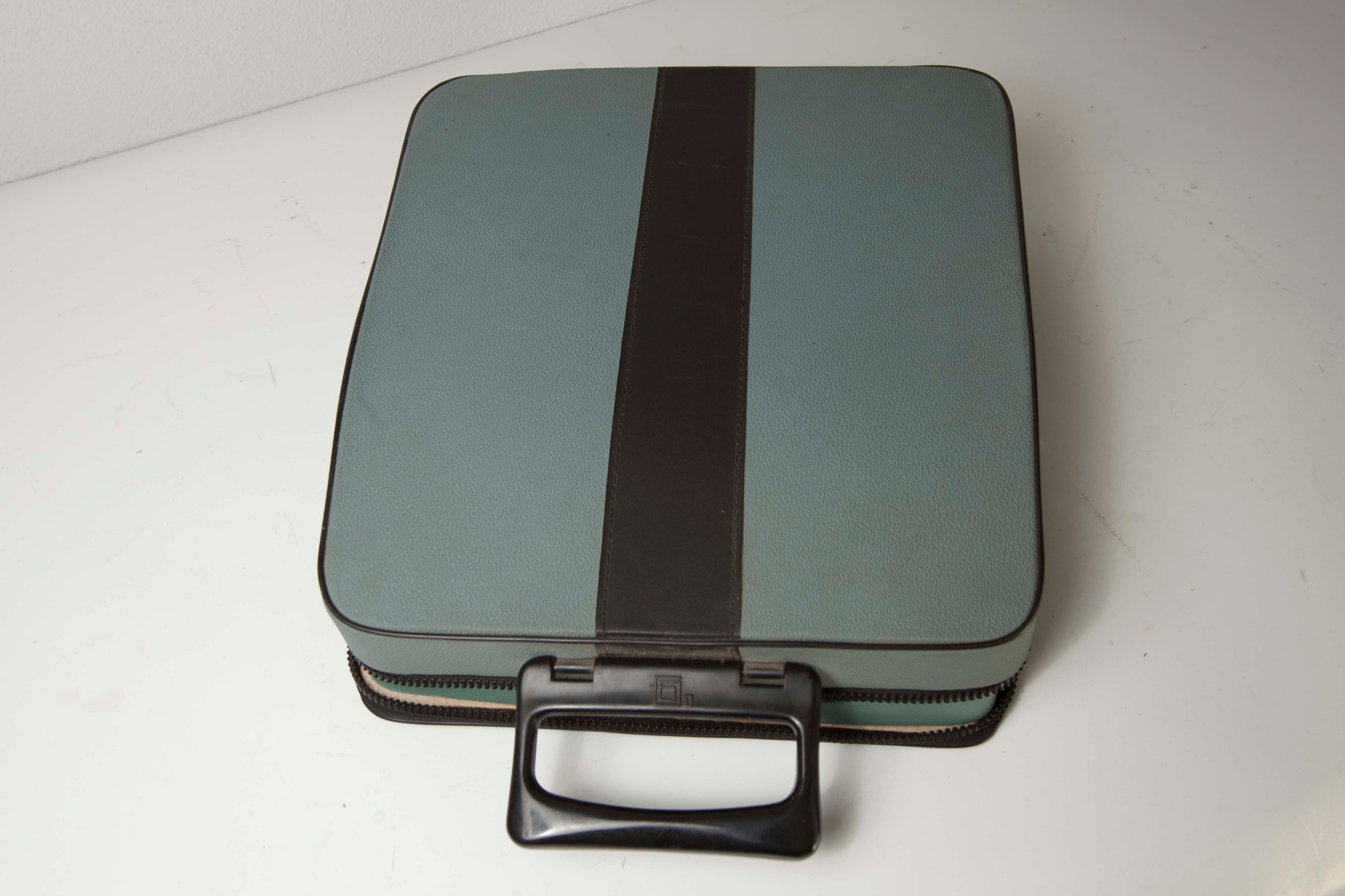 Olivetti Lettera 32 typewriter