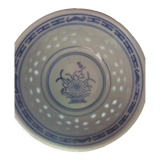 11 cups and saucers in vintage Chinese porcelain