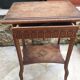 Table d'appoint ancienne