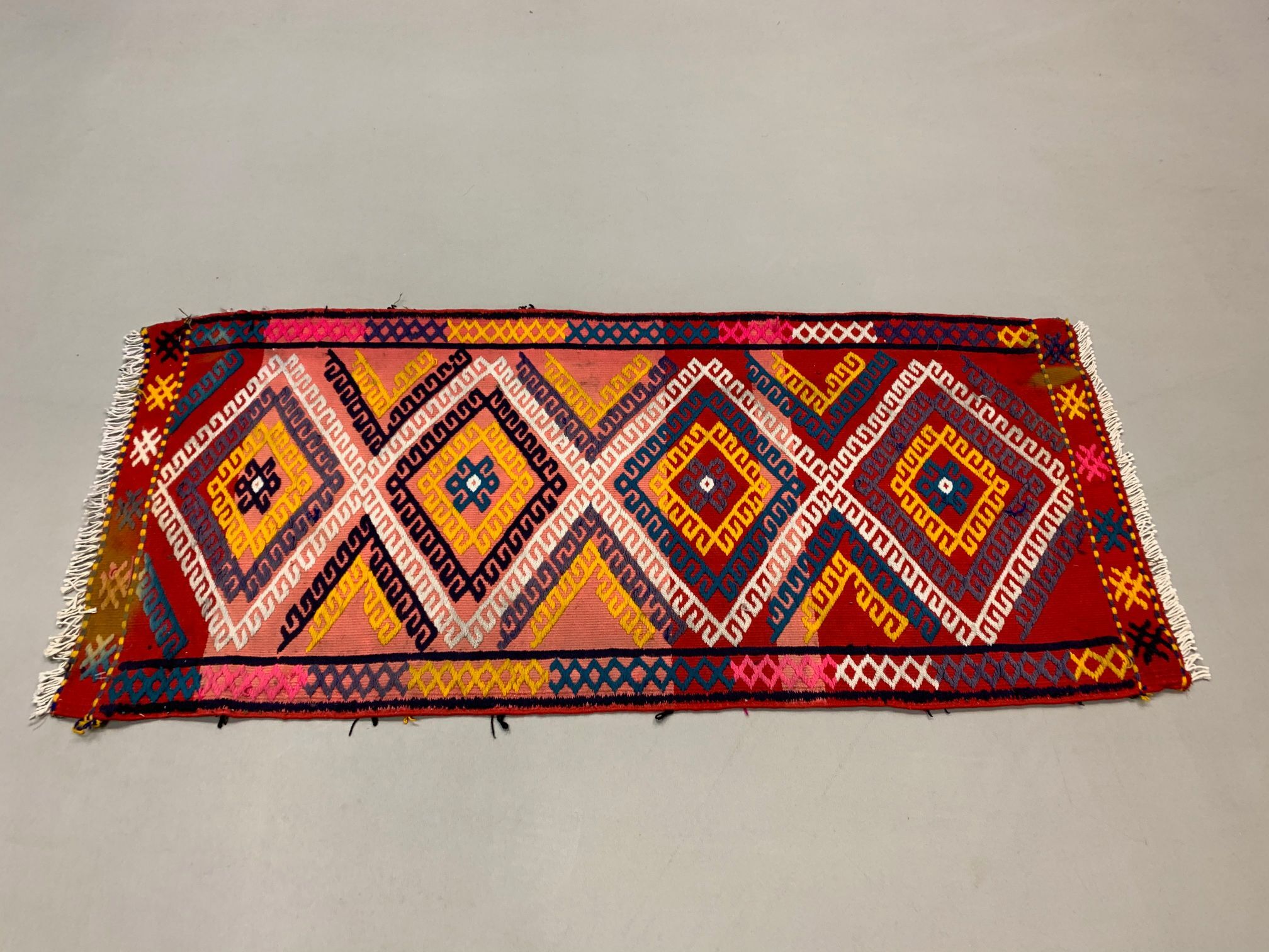 Vintage turkish mini kilim 106x47 cm