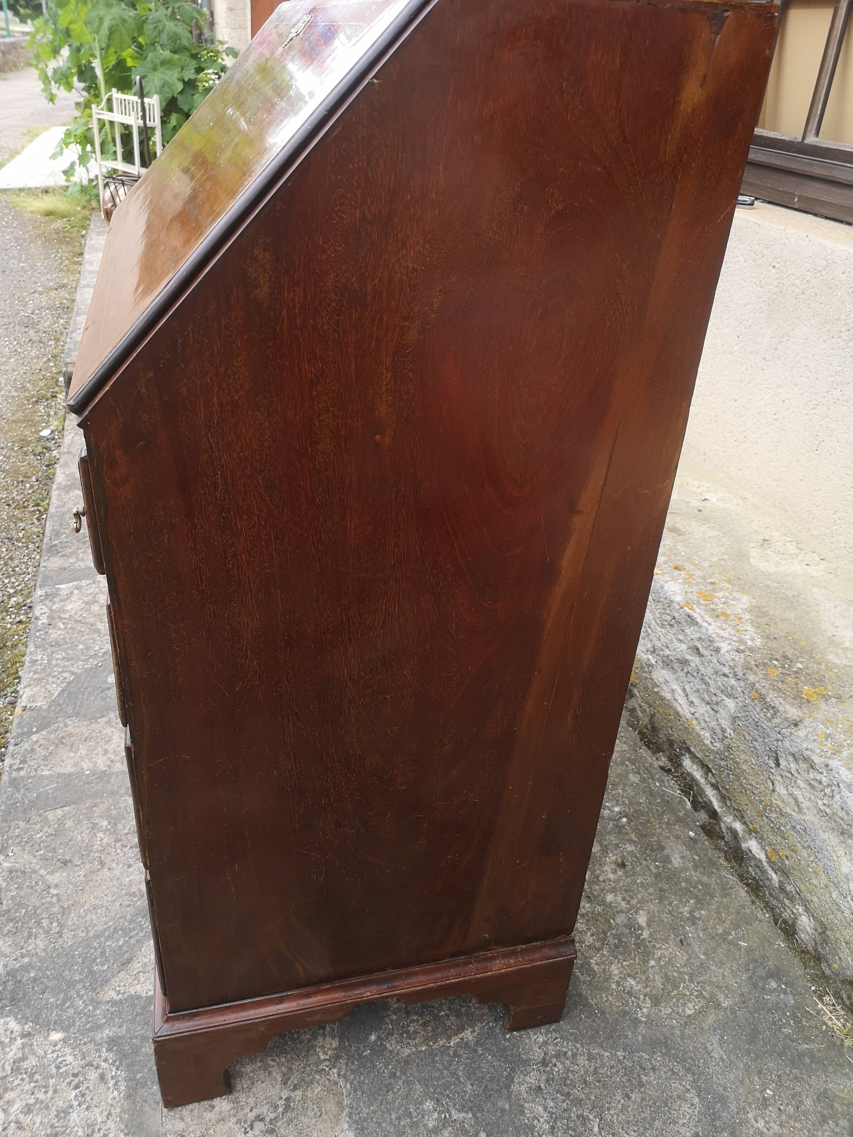 Bureau Scriban
