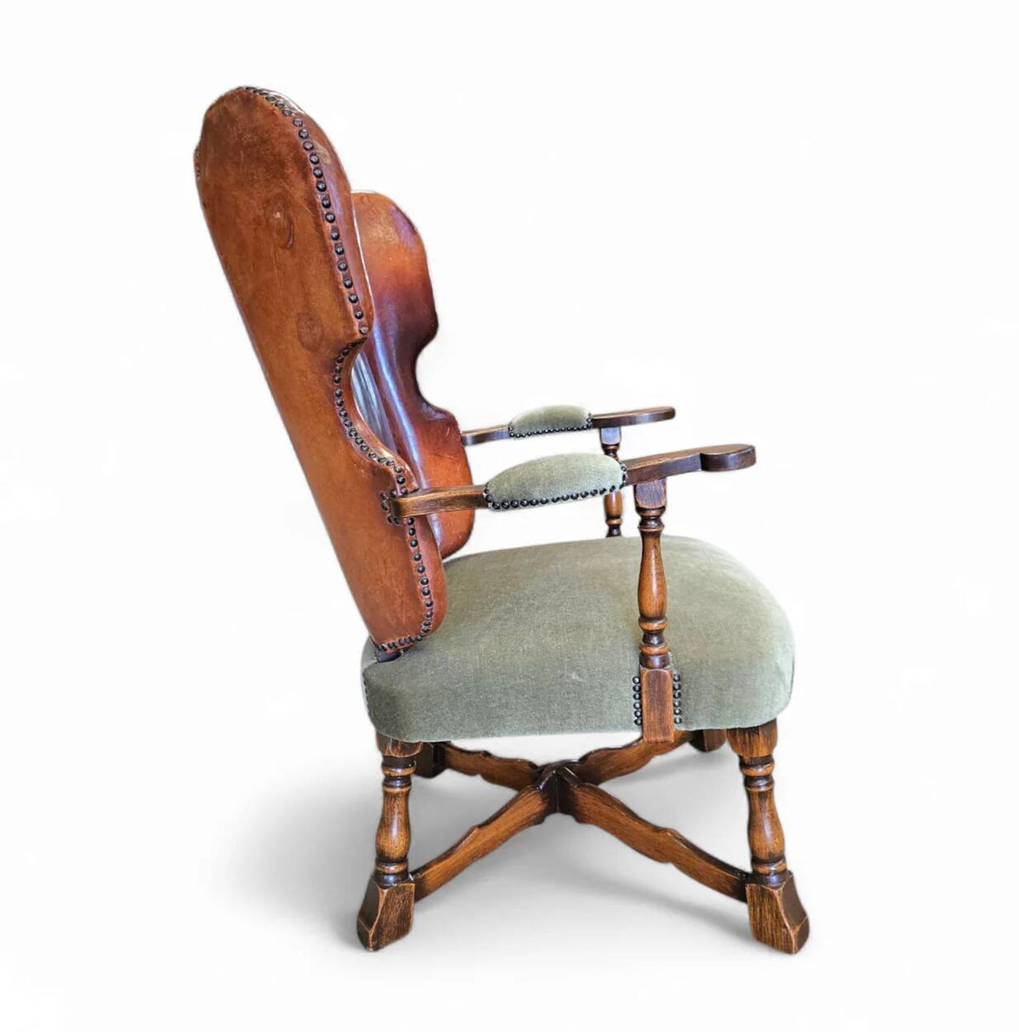 Rare leather and oak wing chair designed by Theo Ruth for Artifort / f 297 from 1949