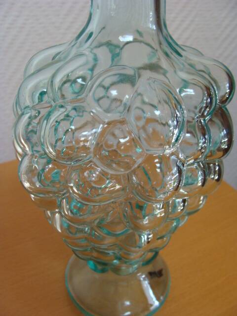 Bottle bunch of grapes