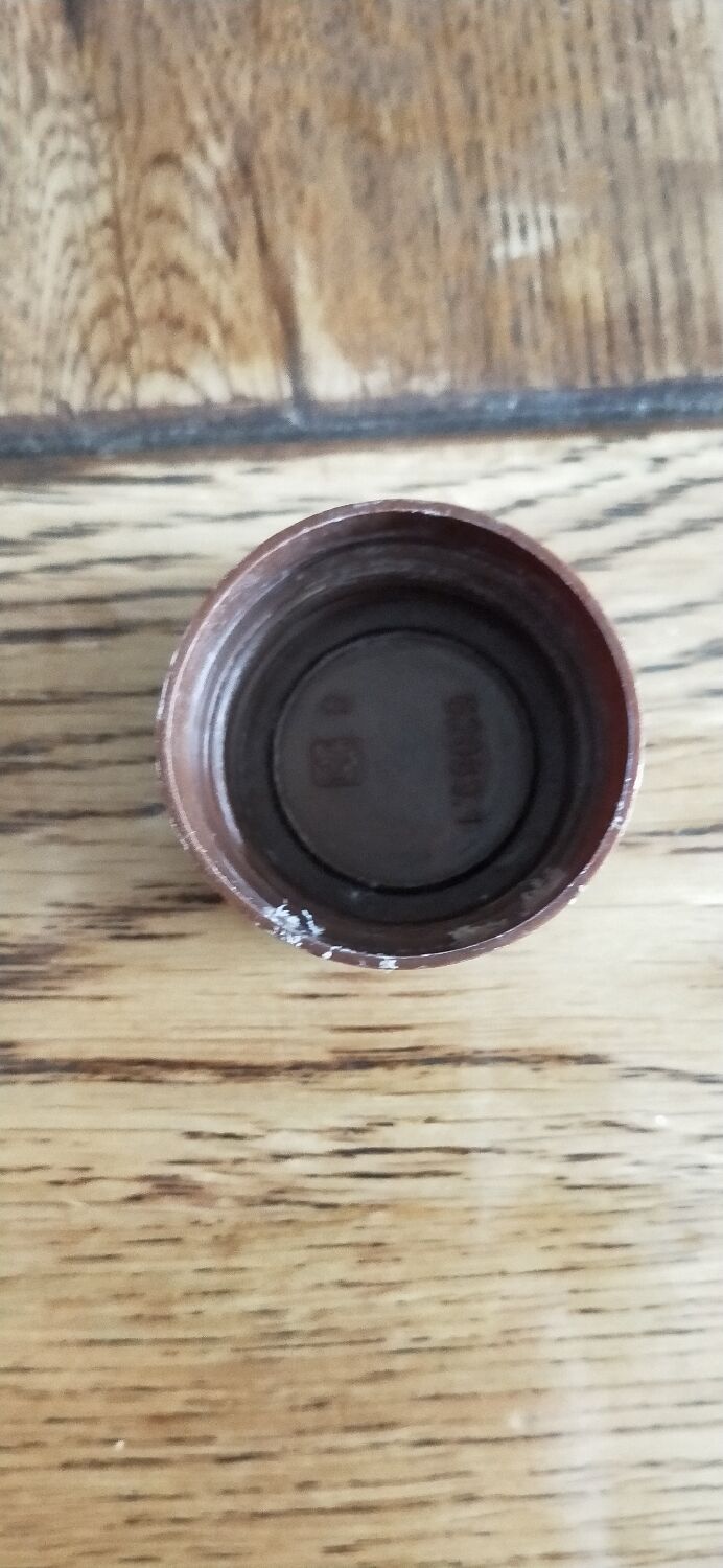 Mobil opaline salt shaker