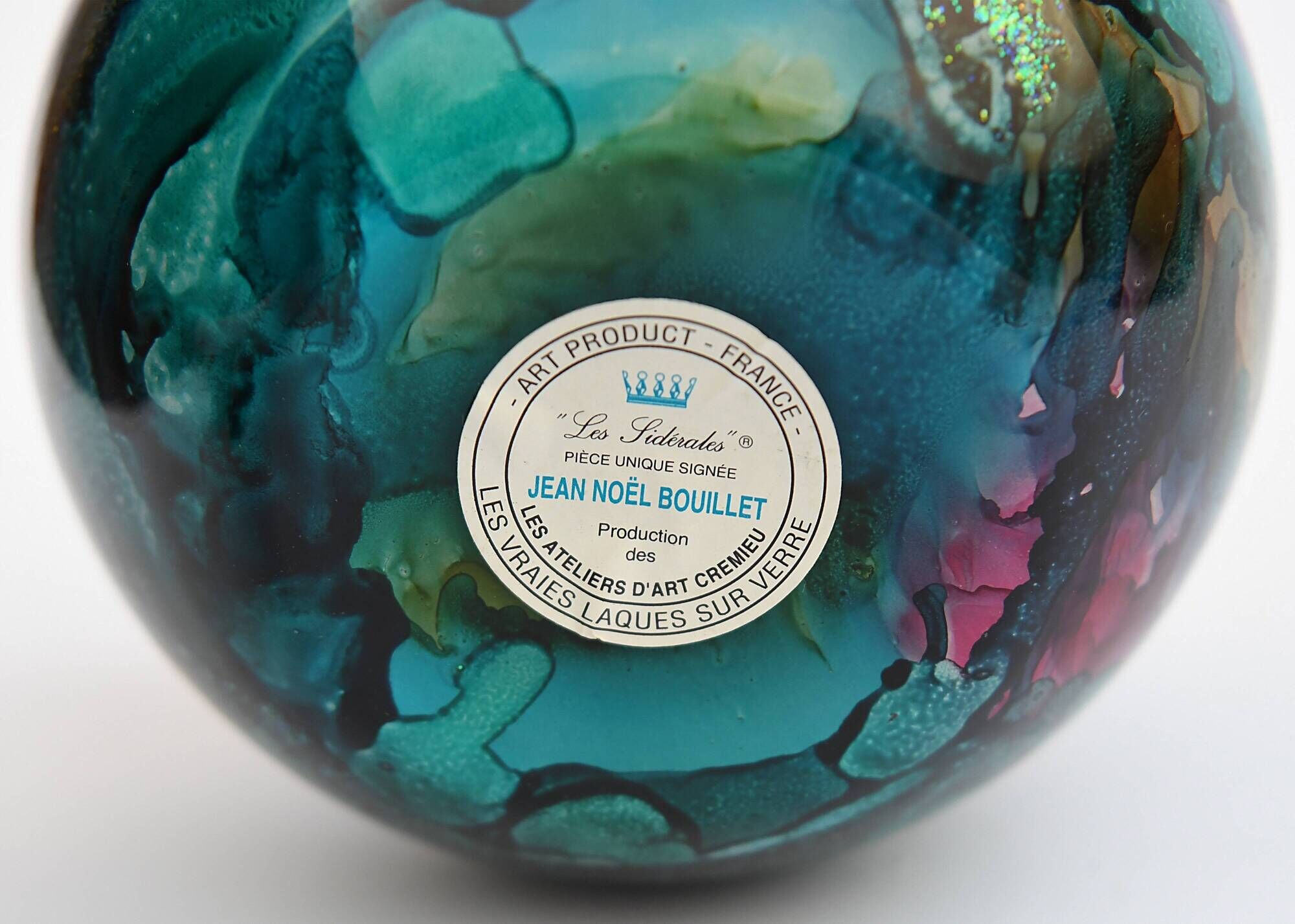 Vase ball eglomisé in lacquered glass by Jean Noel BOUILLET