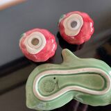 salt and pepper shaker in slurry