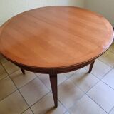 Dining room table with its 2 extensions