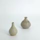 2 vases de scandinaves en grès pistache par Gunnar Borg