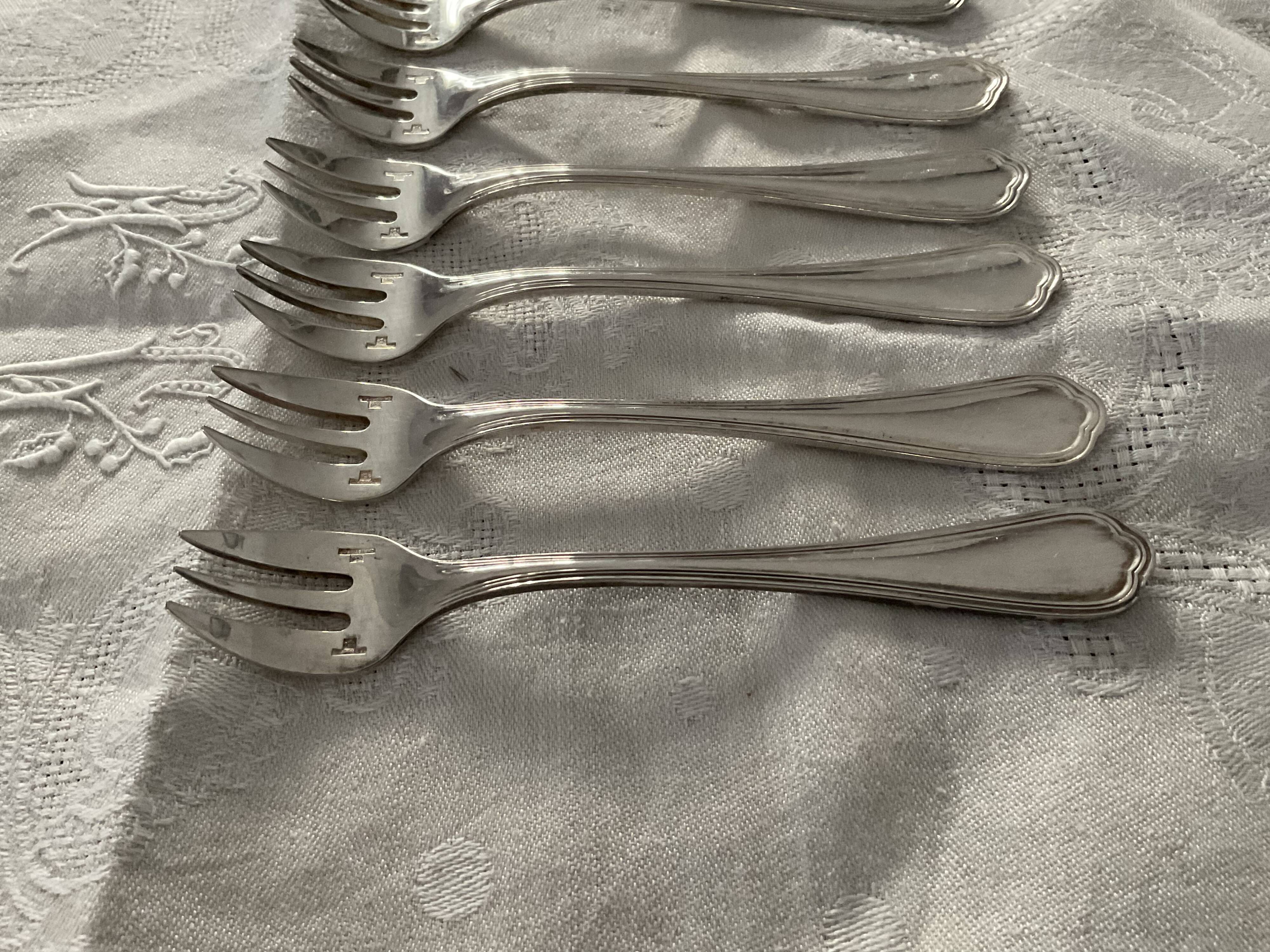 6 oyster forks. Christofle . Spatours