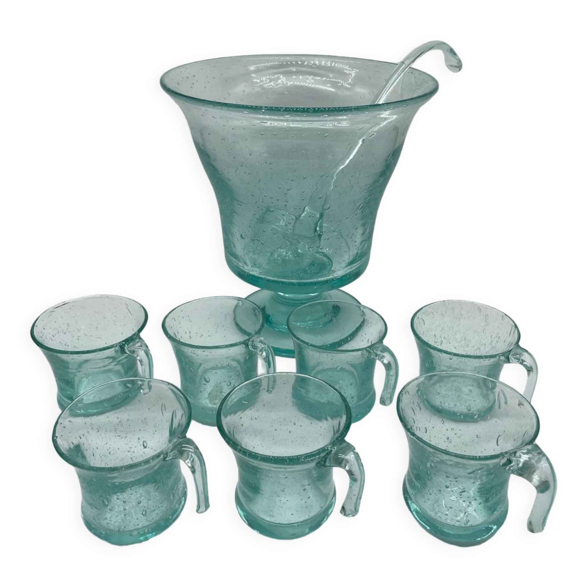 Punch service, Medici sangria in blue bubbled glass