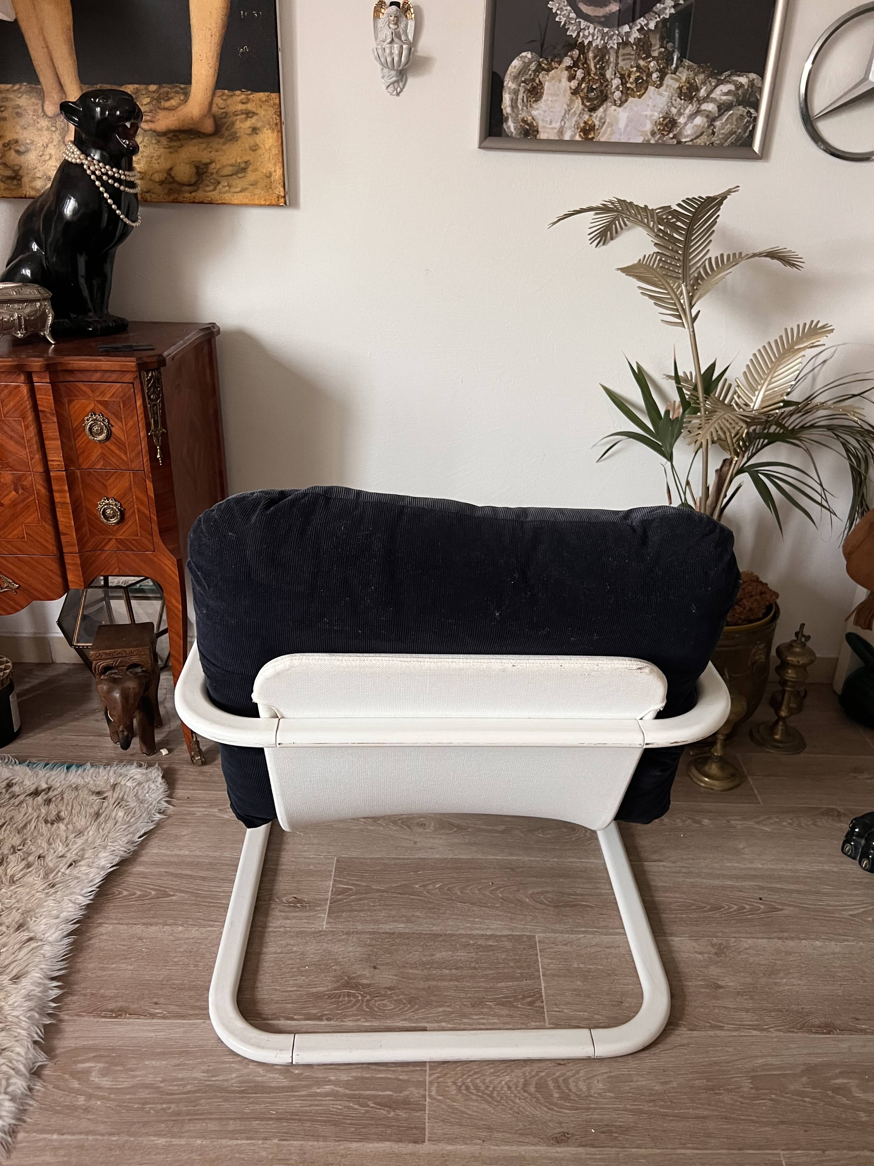 Fauteuil IKEA vintage velours et tube