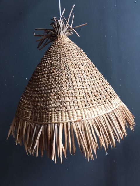 Suspension rattan and raffia