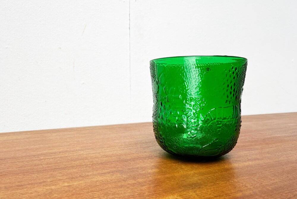 Mid-century Fauna decorative glass vase by Oiva Toikka for Arabia, Finland, 1960s