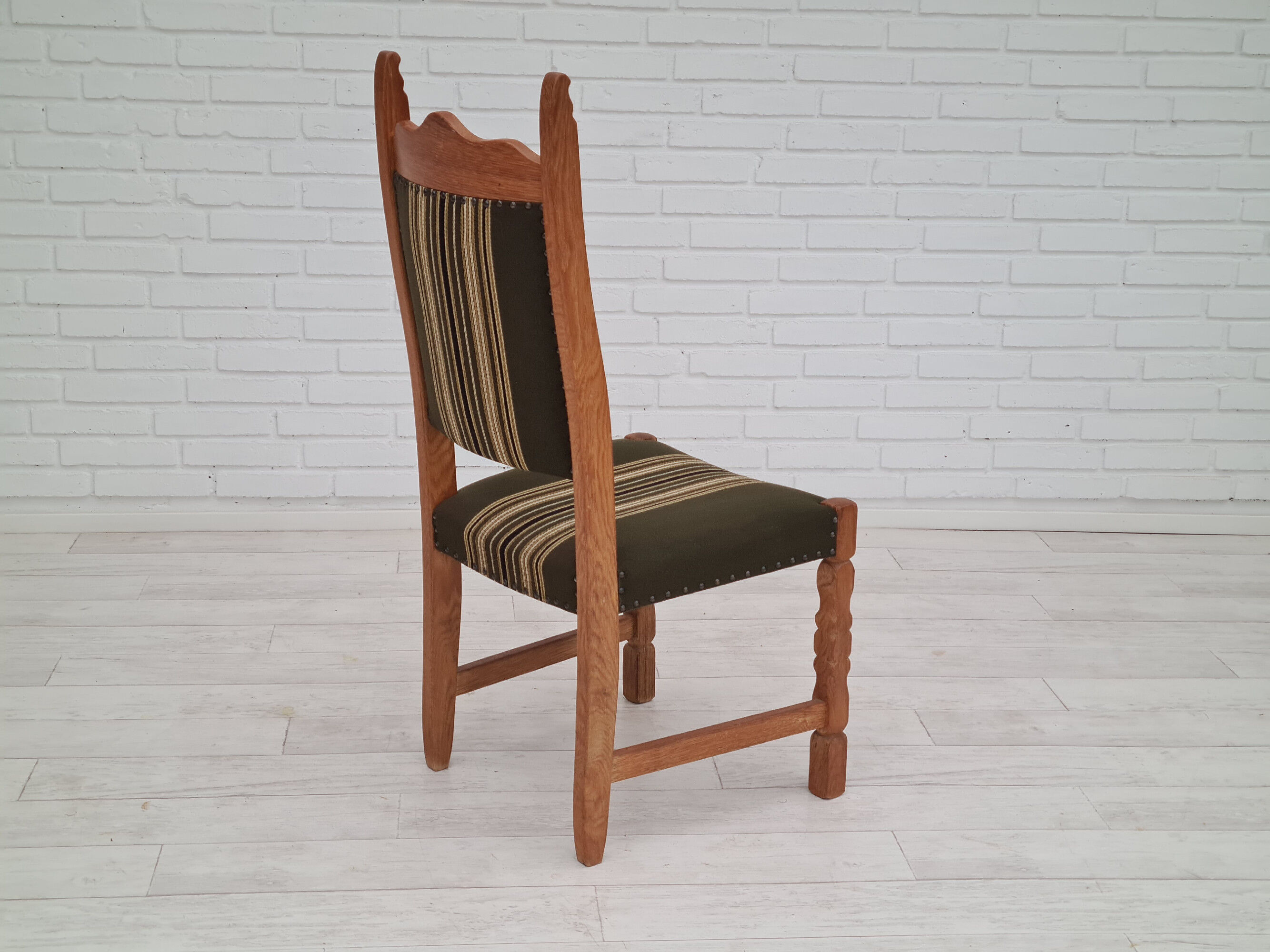 Original Danish design, 1960s,  set of high back dinning chairs, oak wood