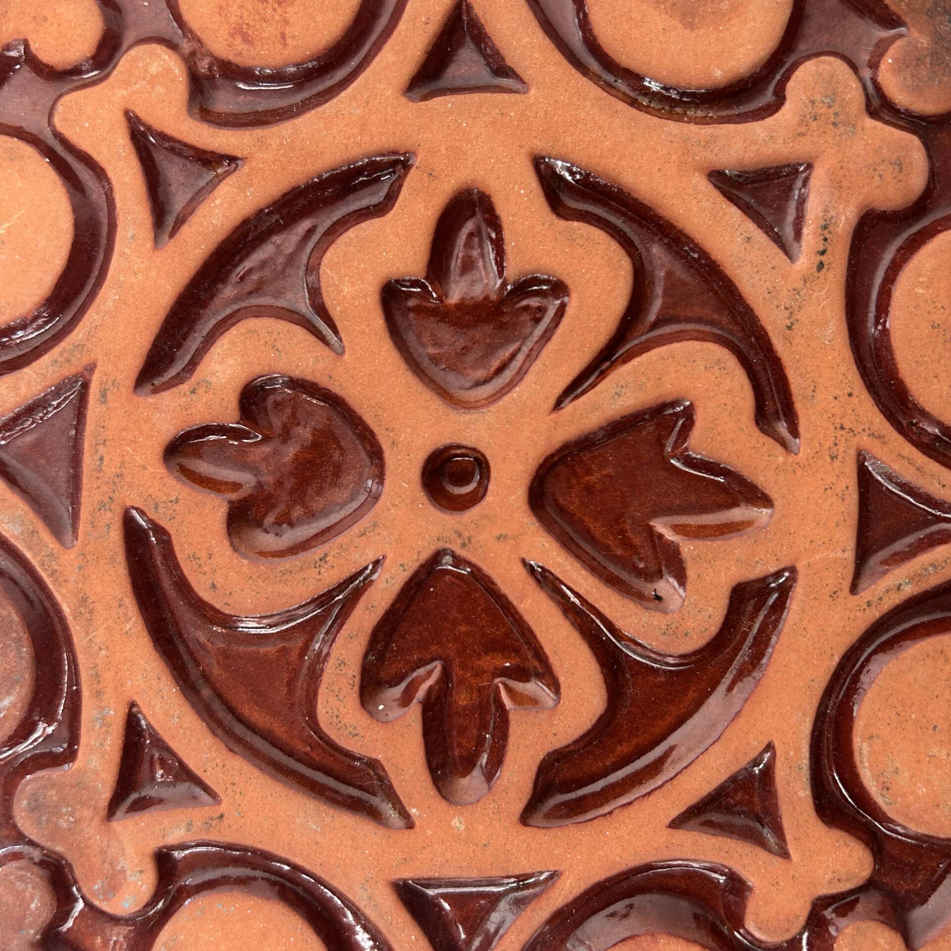 Ceramic wall plaque