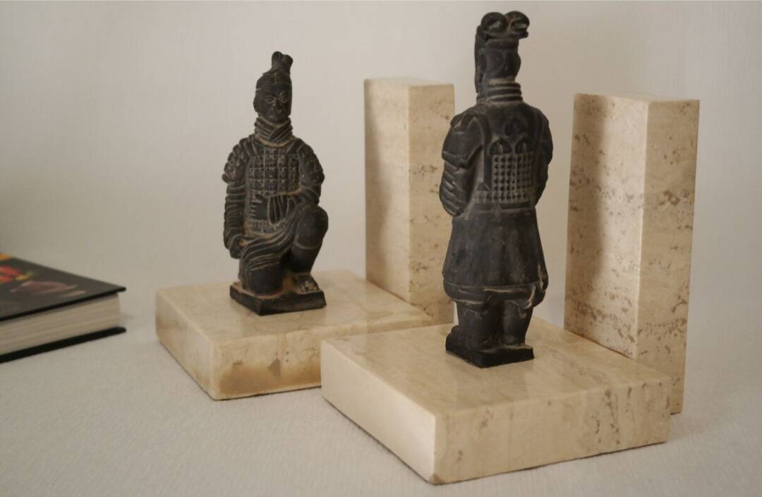 Paire de serre-livres vintage en travertin