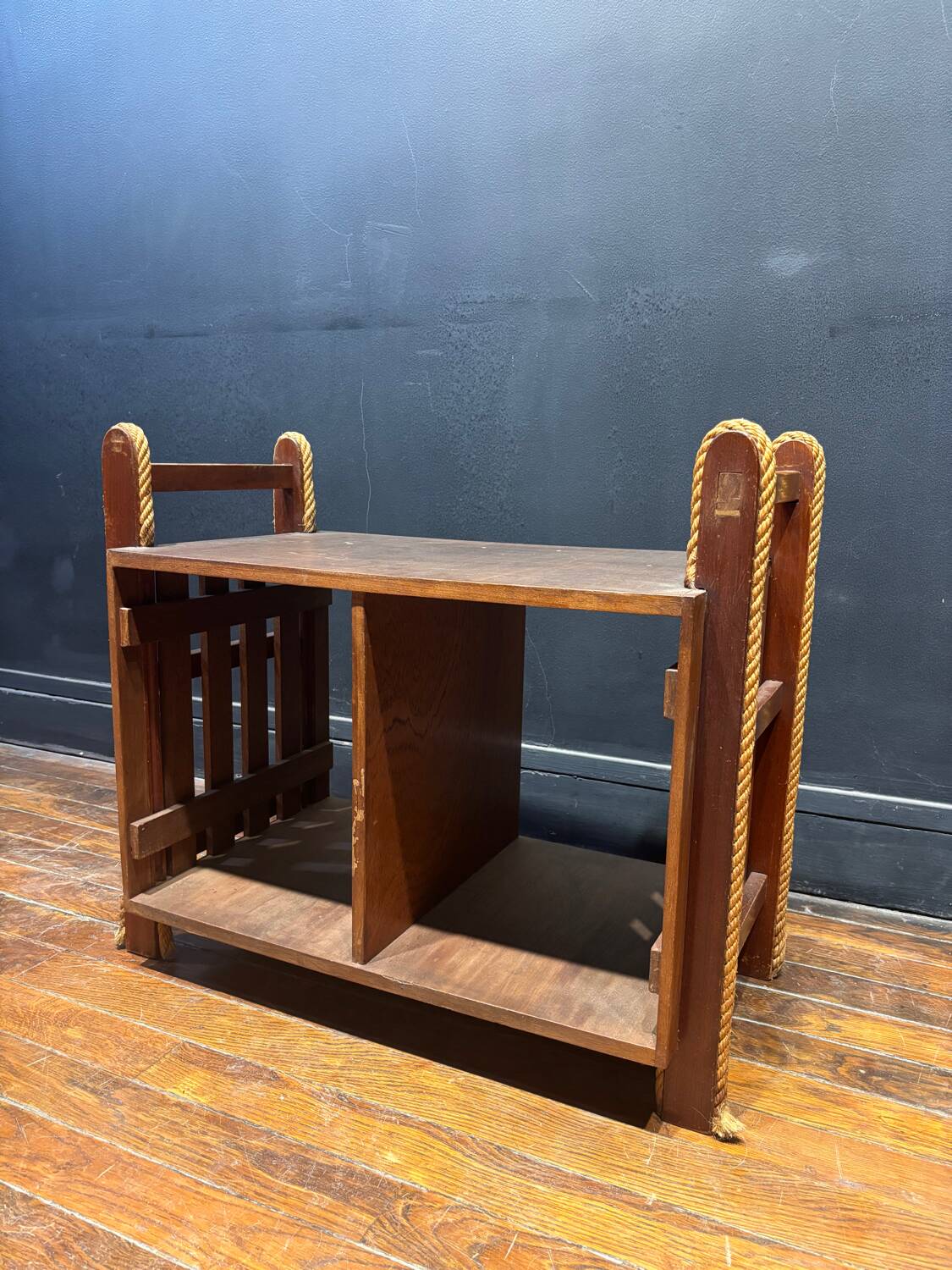 Vintage side table – Wooden structure and open shelf