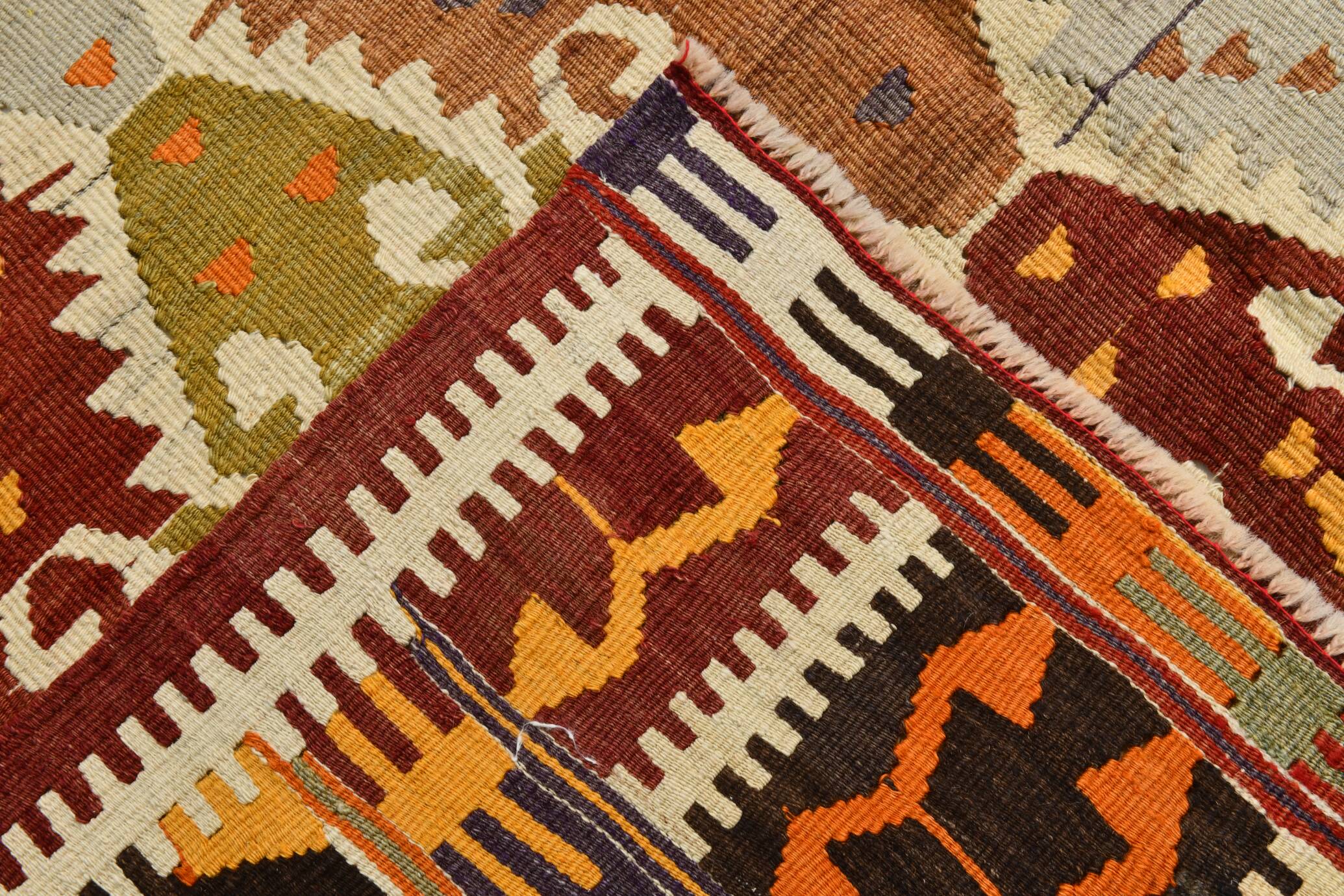 5x9 Geometric Style Vintage Kilim Rug,