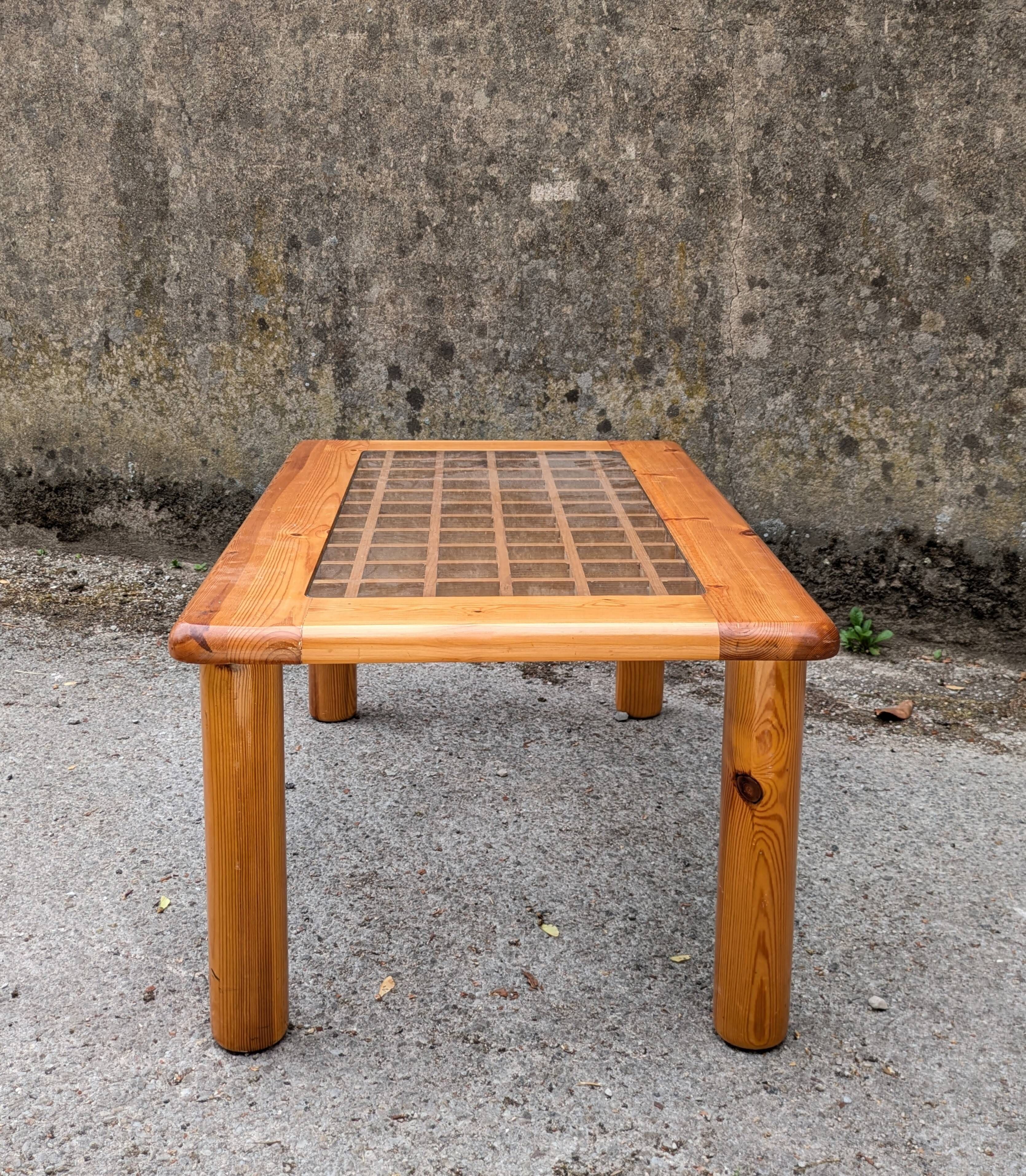 Lattice coffee table in pine and glass, France, 1980