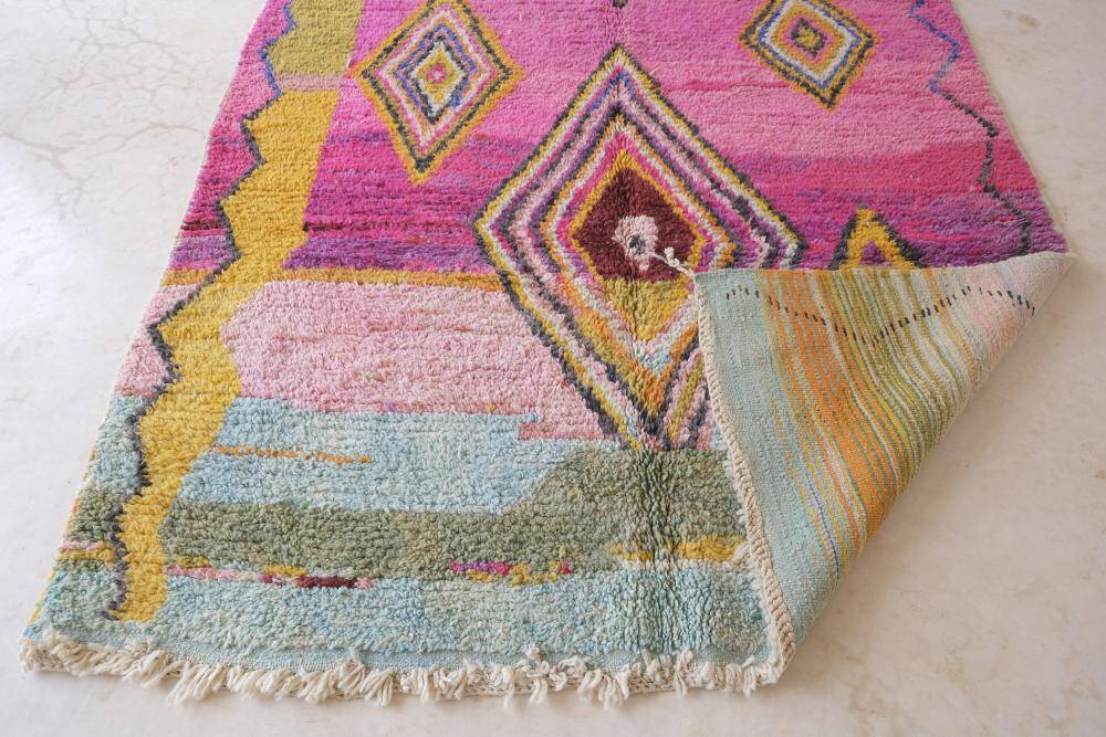Berber Boujad rug from the Atlas Mountains - 283 x 193 cm