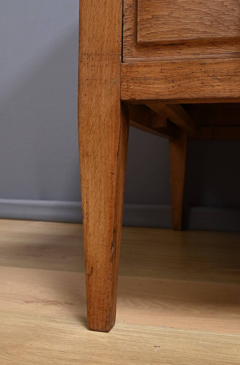 Solid oak pedestal desk, Régy establishments – 1940