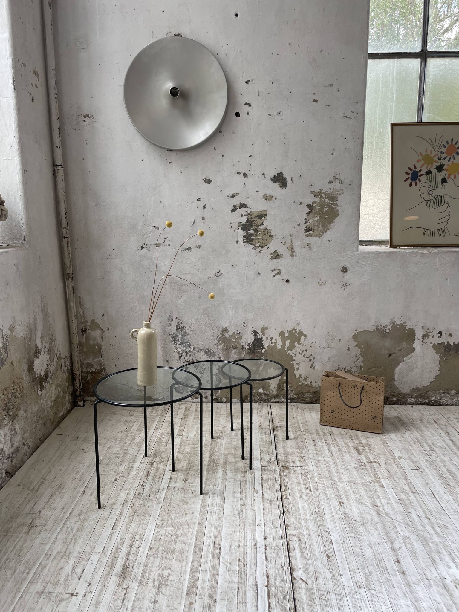 Tables basses gigogne métal et verre années 50