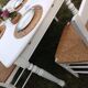 Ensemble table de ferme  blanche et quatre chaises