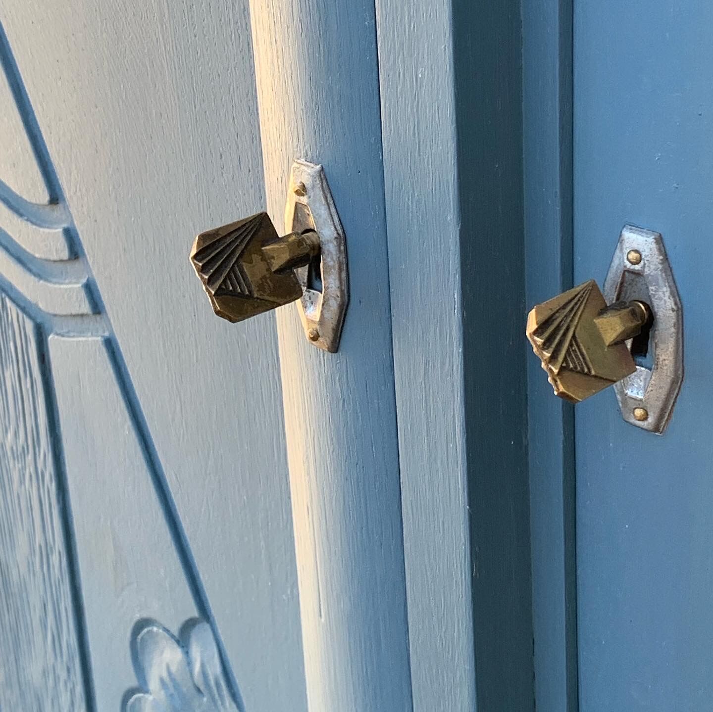 Blue wardrobe art deco 1930