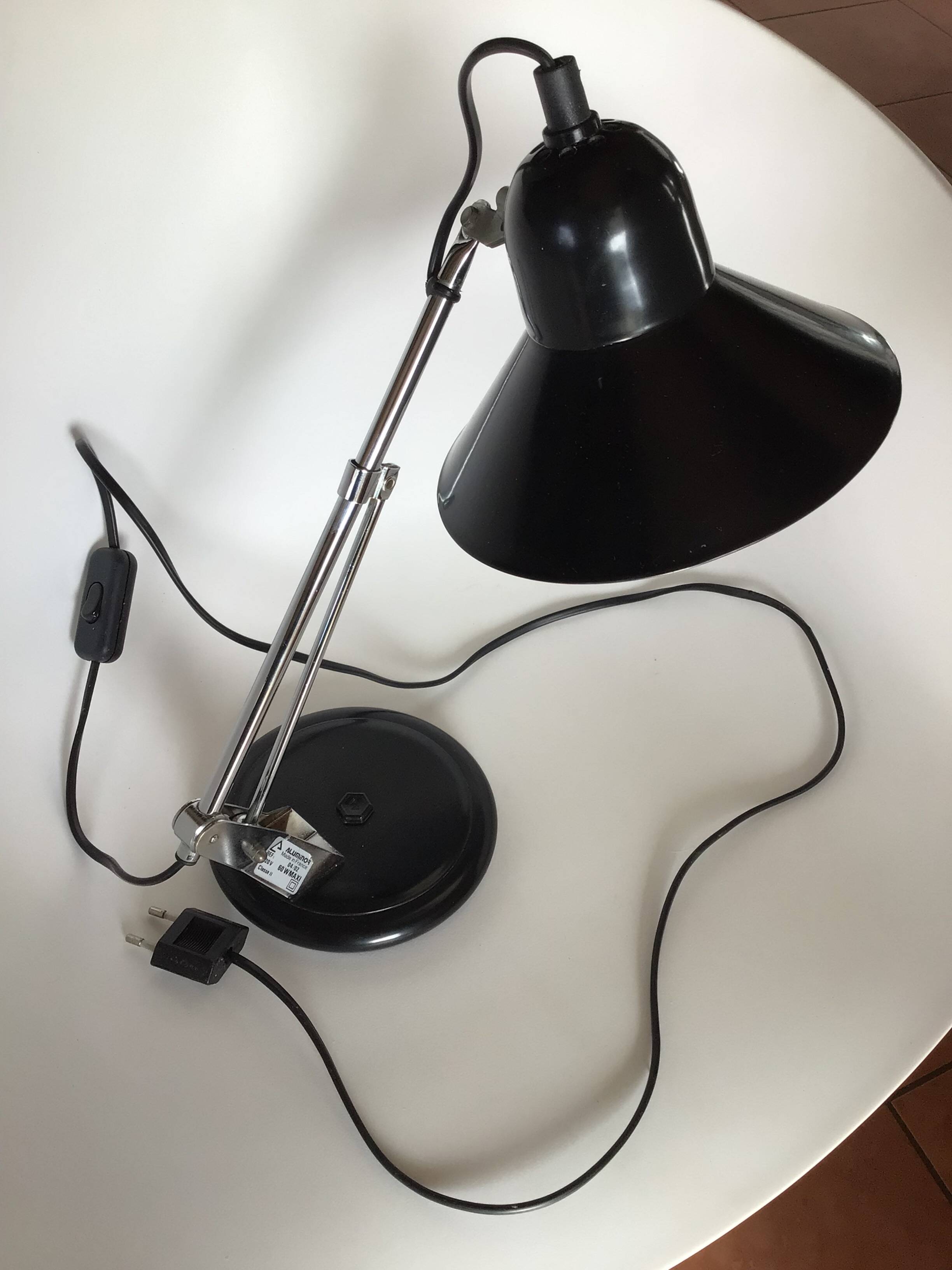 Adjustable black metal Aluminor desk lamp