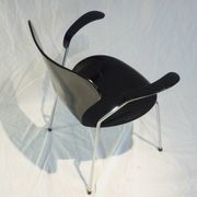 Chaise à accoudoirs Mod.  3207  Arne Jacobsen