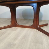 Baumann oval table