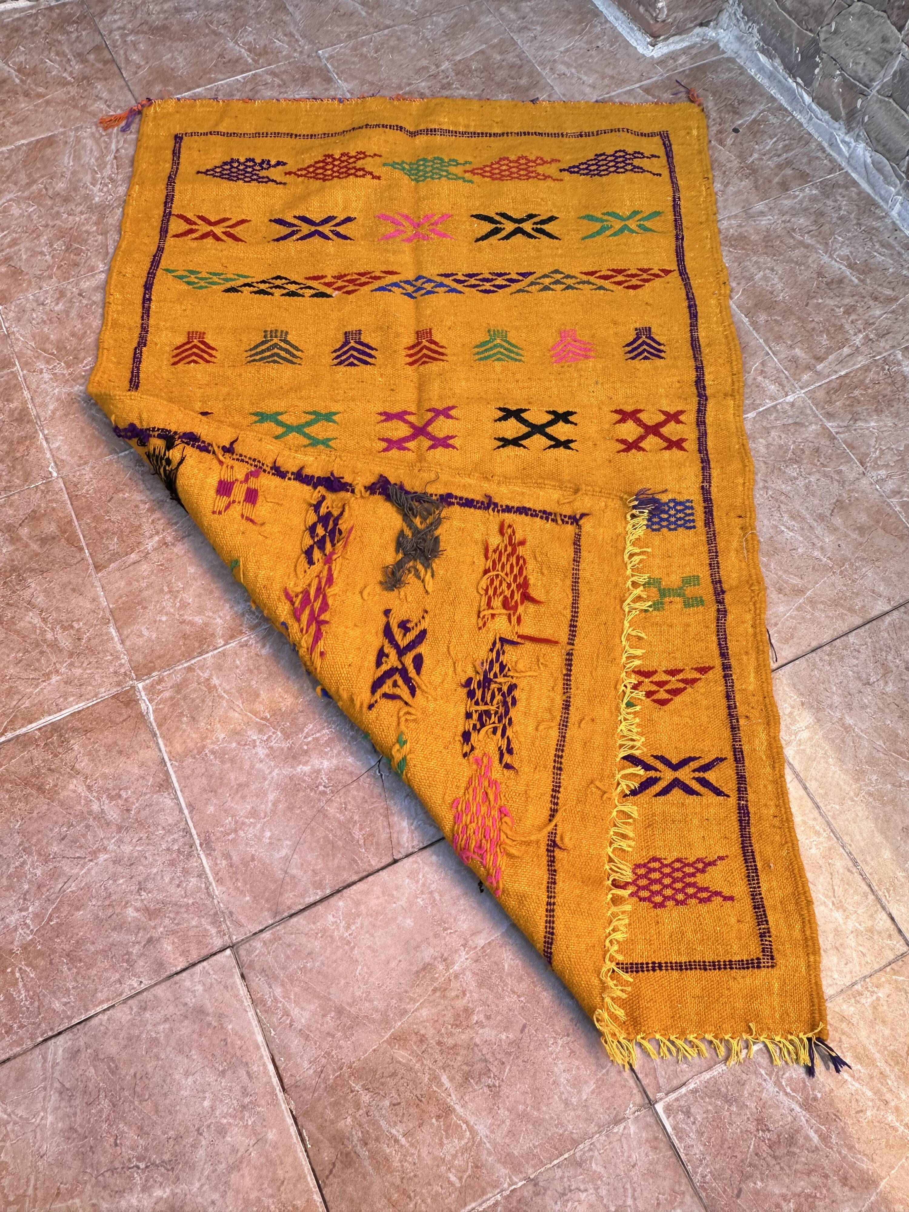 Handmade wool Berber rug – Colourful bohemian Moroccan kilim