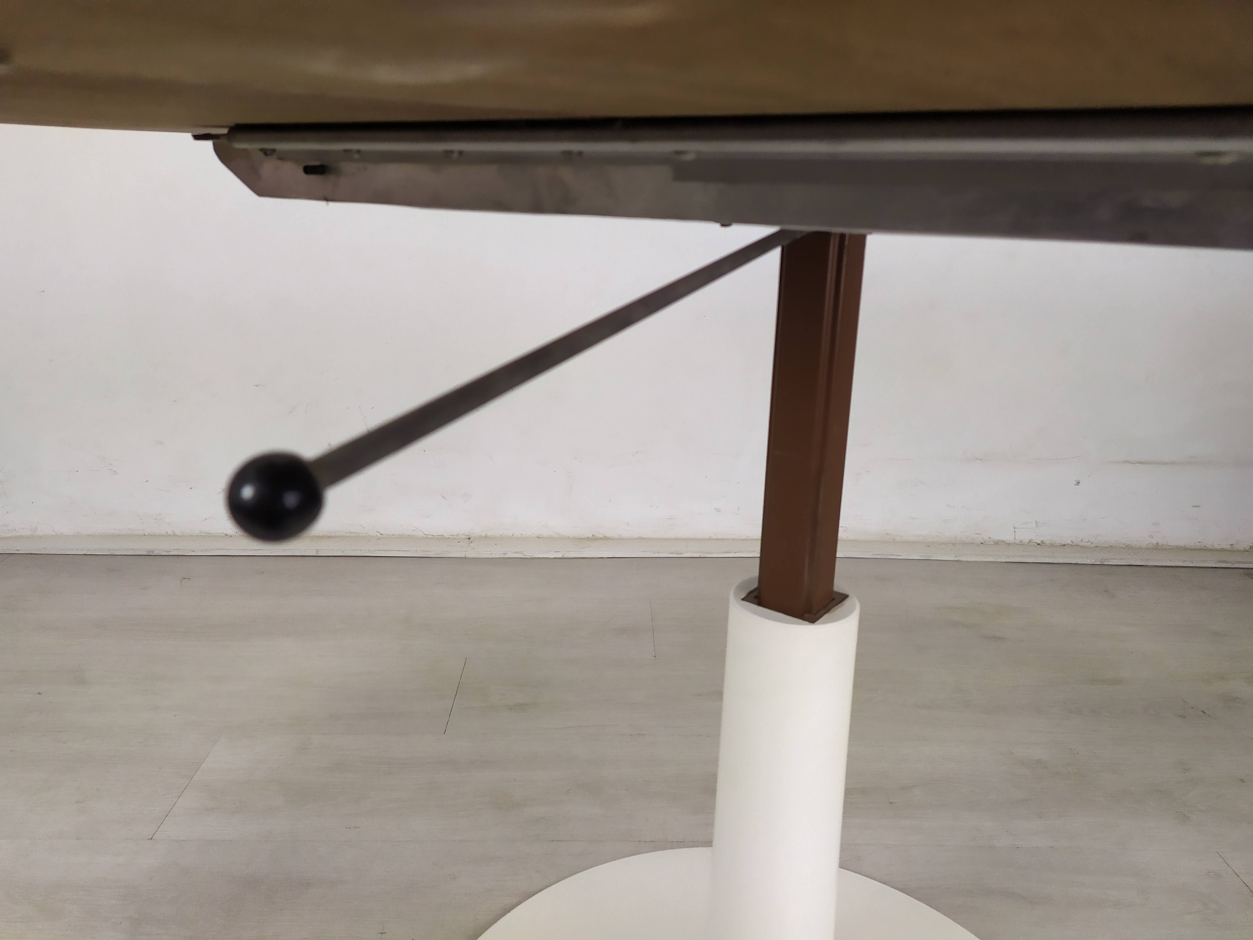 Vintage tulip foot system table