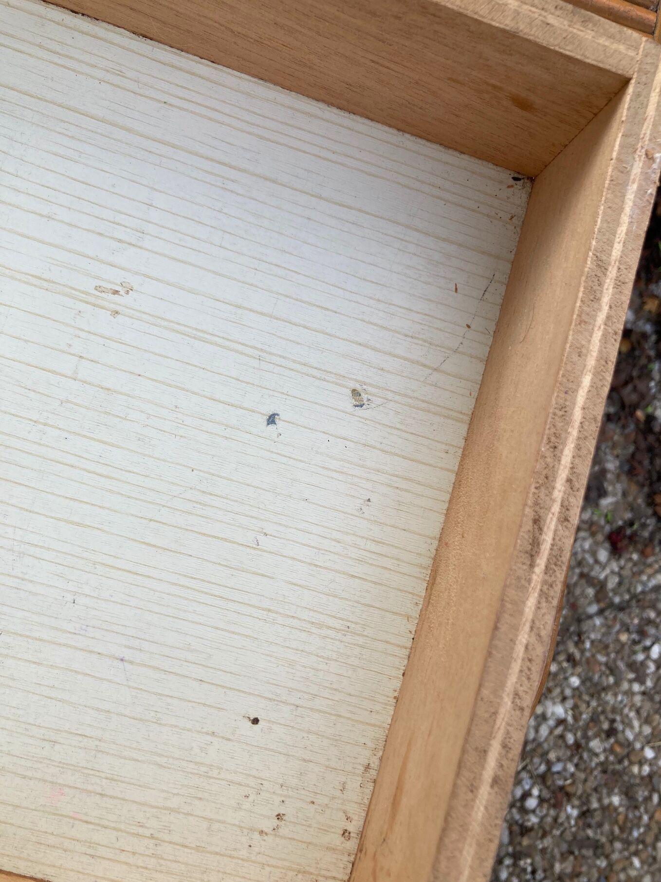 Vintage rattan magazine rack table